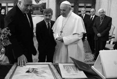 Папа Франциск получи художествено произведение от Павел Митков
